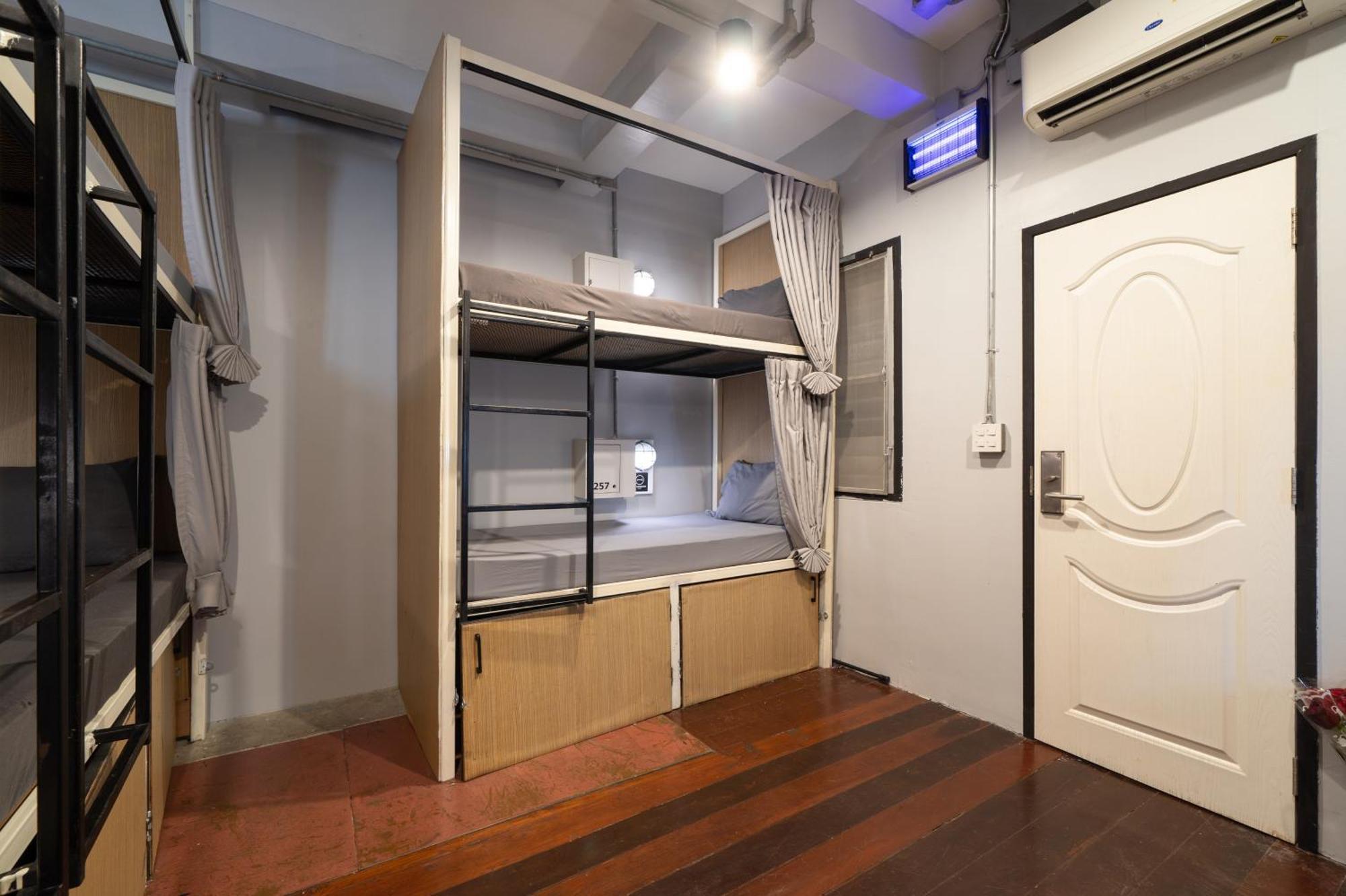 Oh Hostels - Bangkok Zewnętrze zdjęcie